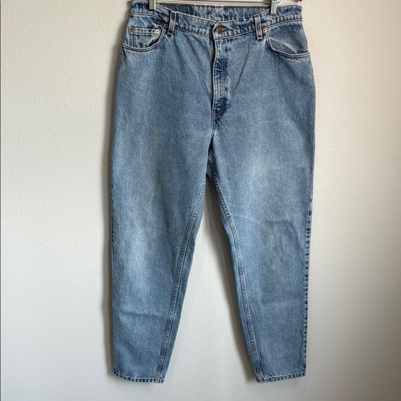 Levis 550 Faded Light Wash Vintage Jeans 34x32" Size 16L - Picture 2 of 6